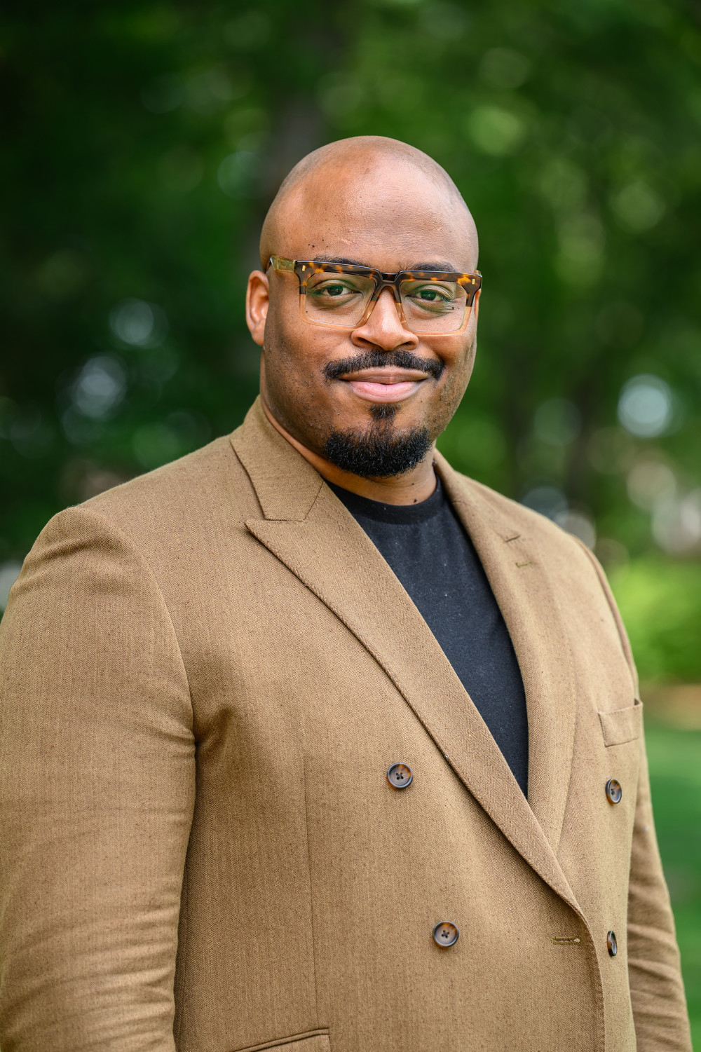 Headshot of B Chris Simpson