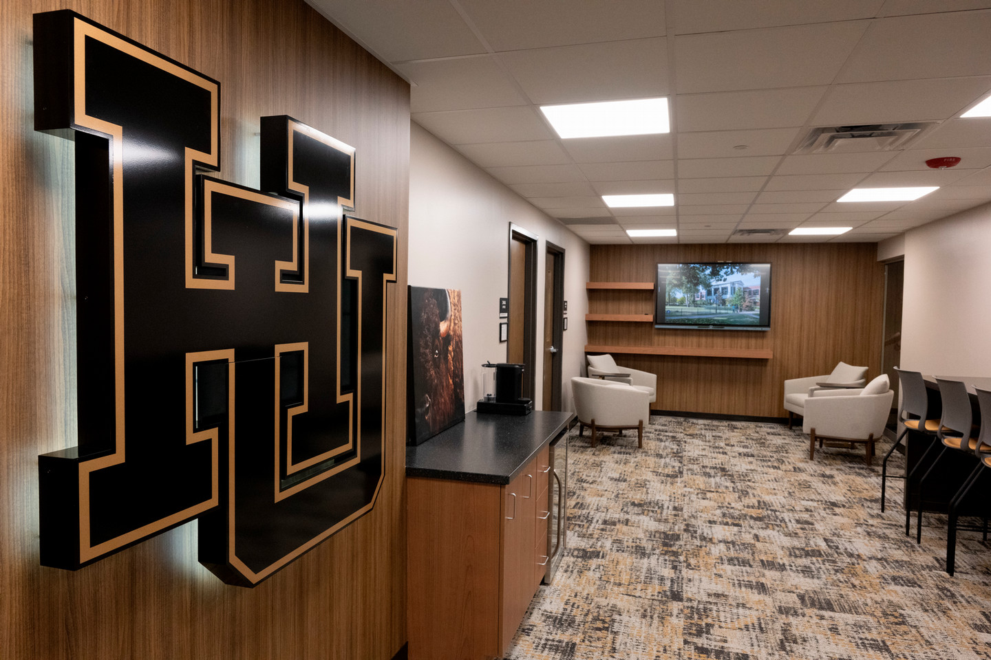 Main entrance room with big HU and the refrigerator and chill area. 