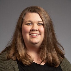 Headshot of Amy McGohan