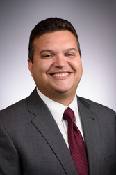 Headshot of Enrique Colón