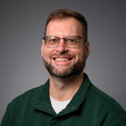 Headshot of Wally Thomas