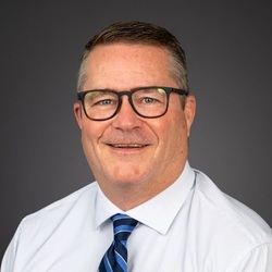 Headshot of Robert Gaugh