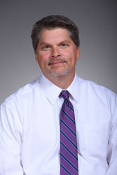 Headshot of Steve Warren