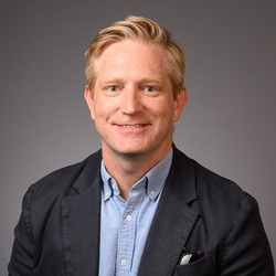 Headshot of Todd Sparks