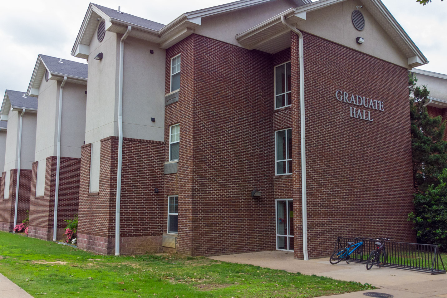 This is a photo of Graduate Hall, a residence hall at Harding University.