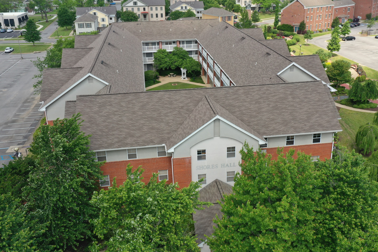 This is a photo of Shores Hall, a women's dorm at Harding University.